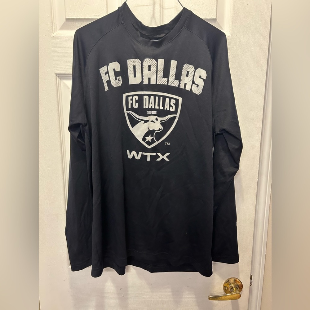 Sport Tek longsleeve FC Dallas shirt men’s large